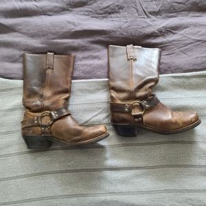 Frye Harness women's classic leather boot